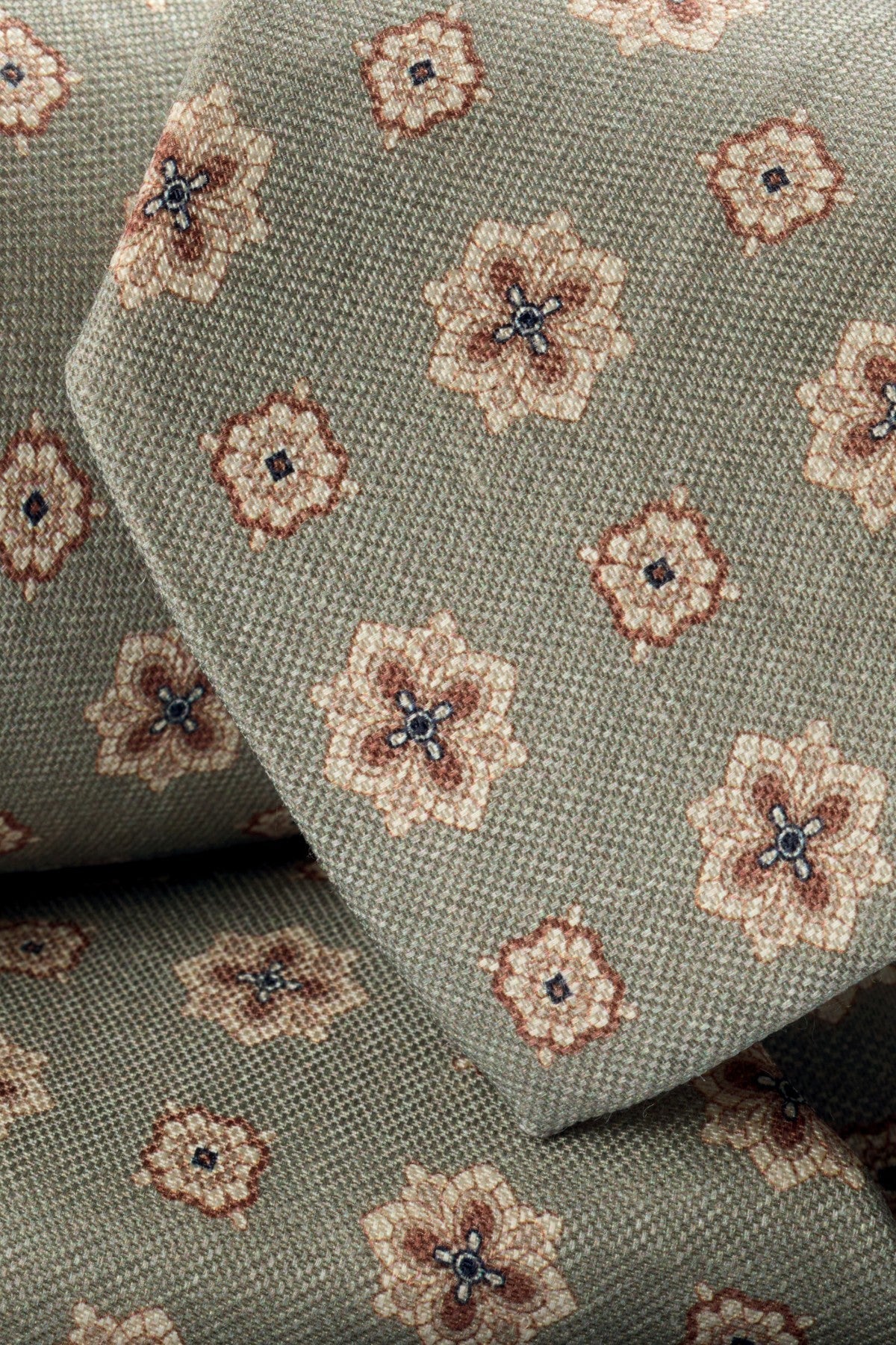 Mid Green Linen Silk Geo Tie