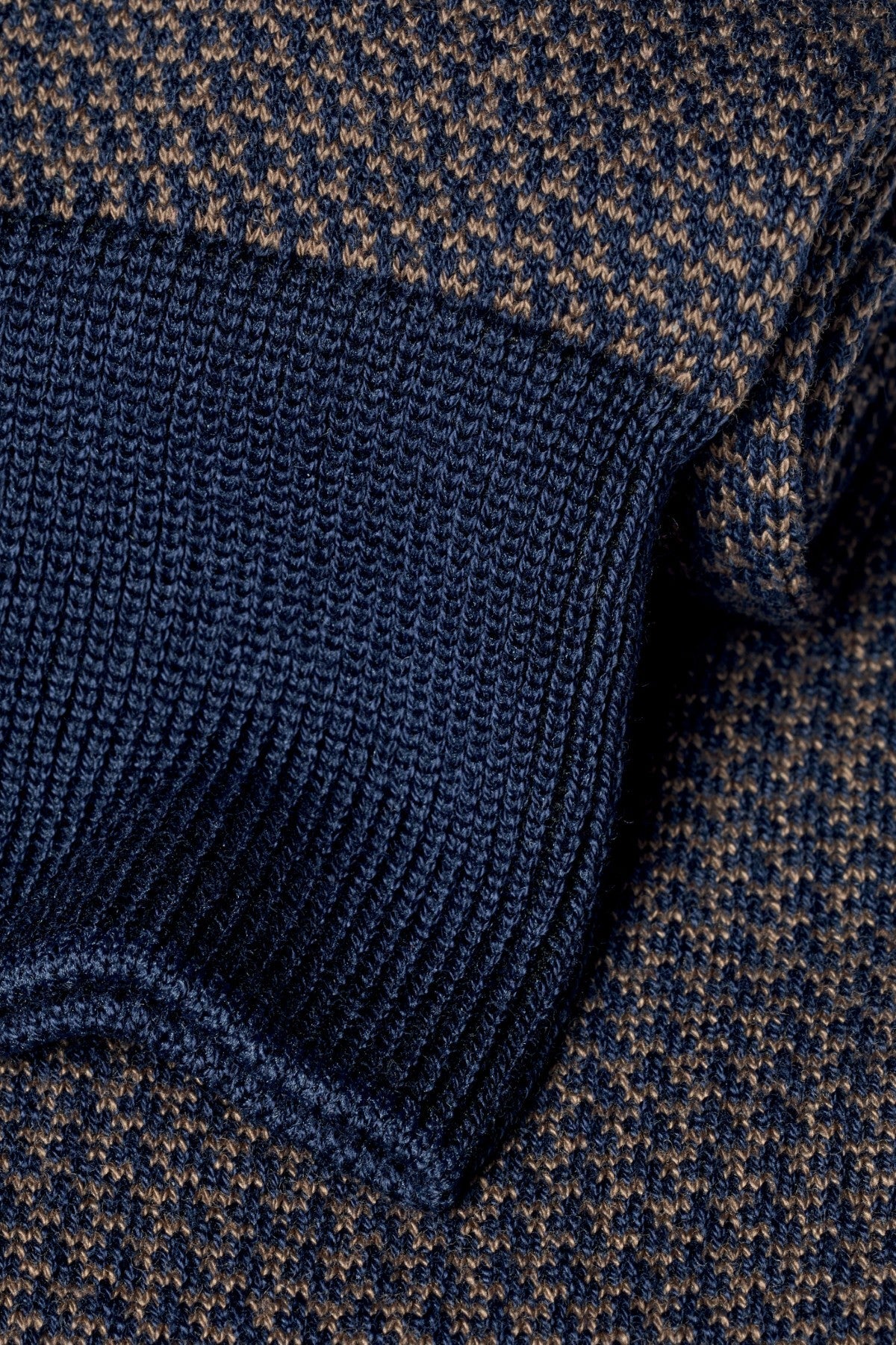 Navy And Tan Puppytooth Socks